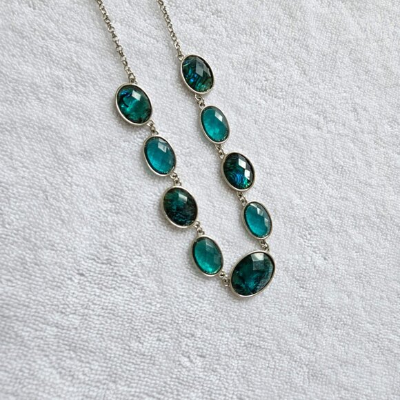 Standout STATEMENT NECKLACE - Stunning, vibrant turquoise beaded necklace - Picture 6 of 6